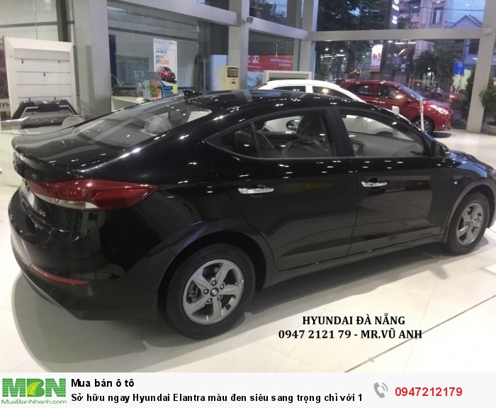 Sở hữu ngay Hyundai Elantra màu đen siêu sang trọng chỉ với 100 triệu trong tháng 11!
