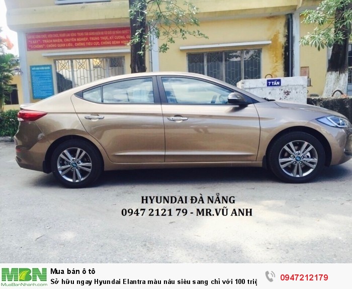 Sở hữu ngay Hyundai Elantra màu nâu siêu sang chỉ với 100 triệu trong tháng 11