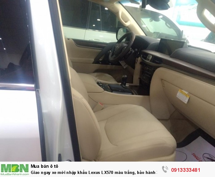 Giao ngay xe mới nhập khẩu  Lexus LX570 màu trắng, bảo hành 36 tháng