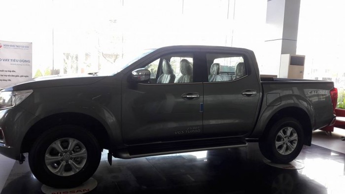 Nissan Navara El - phiên bản tự động 1 cầu chỉ còn 600.000.000