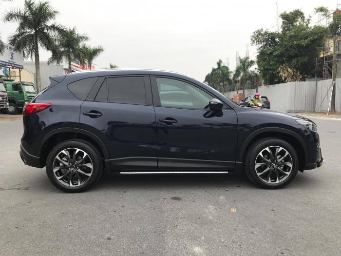 Ô tô Mazda CX5 màu tím than 2017