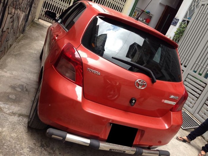 Bán xe Toyota Yaris 2010 màu đỏ tự động nhập Nhật