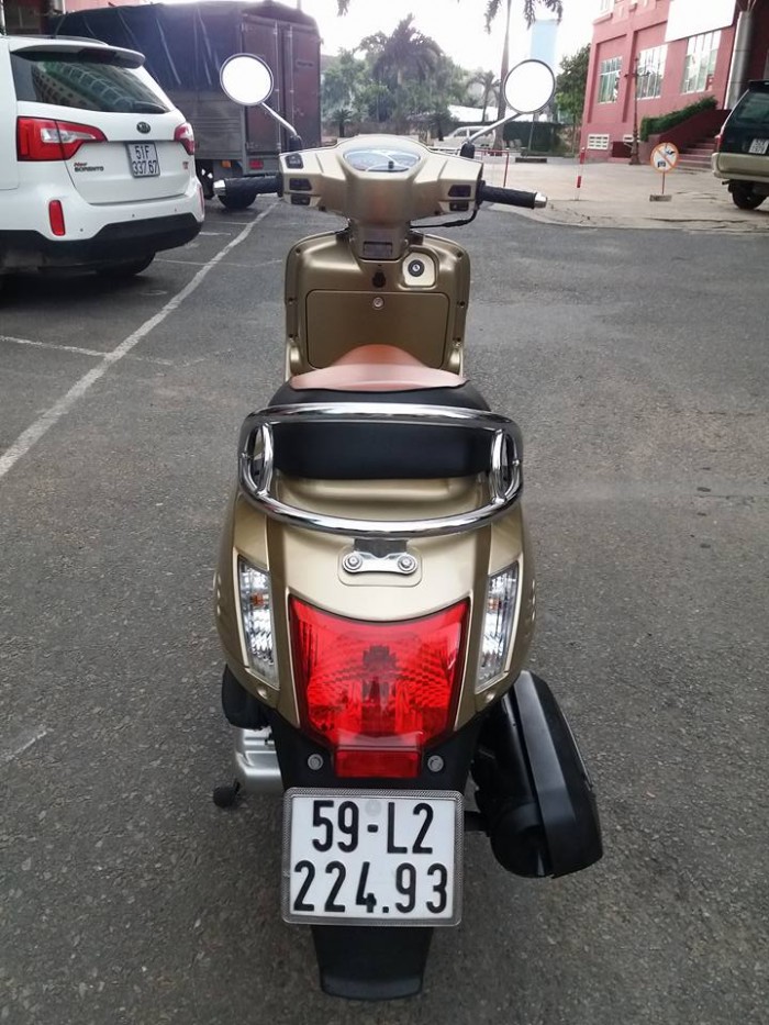 Kymco Like 125Fi Vàng Gold 2016 Kiểu Dáng Vespa Phun Xăng Điện Tử Phiên Bản Đặc Biệt Tuyệt Đẹp.