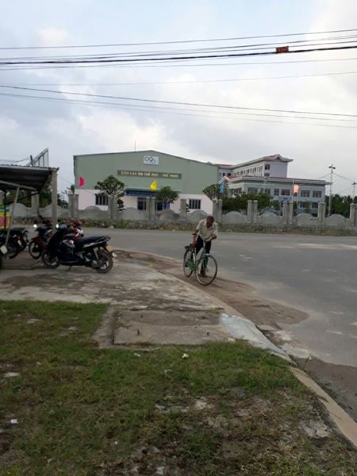 Cần bán 4 lô đất đối diện trường trung cảnh sát nhân dân và Thăng Bình Quảng Nam