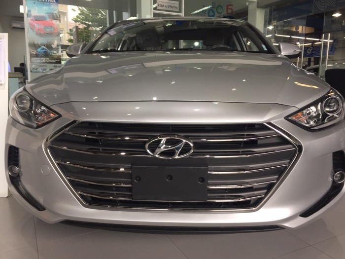 Hyundai Elantra đời 2017 xe nhập khẩu Lh Hữu Hân.