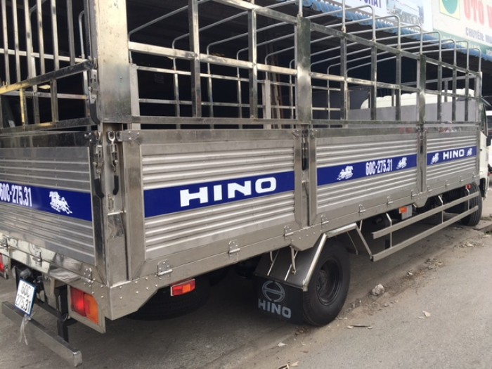 Bán xe tải hino FC9JLSW thùng mui bạt inox