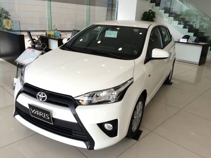 Cần bán xe Toyota Yaris 2017