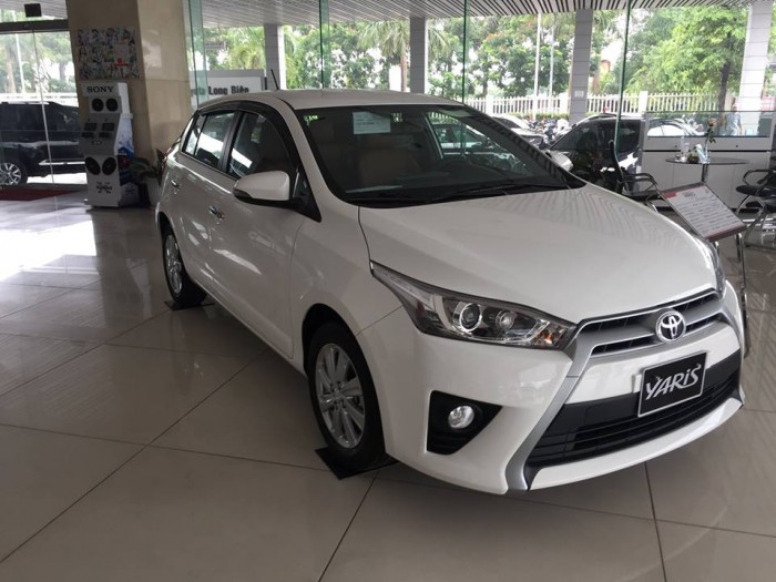 Cần bán xe Toyota Yaris 2017