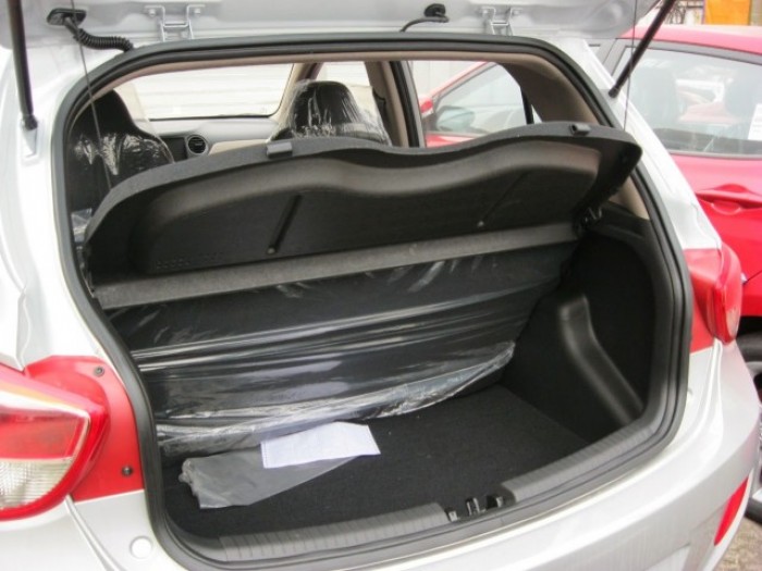 Hyundai i10 chỉ cần từ 70 triệu là có xe đi.