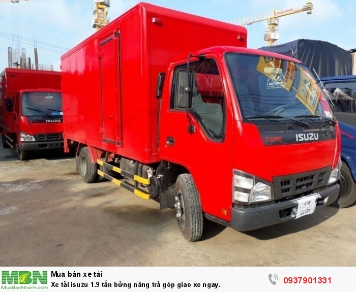 Xe tải isuzu 1.9 tấn bửng nâng trả góp giao xe ngay.