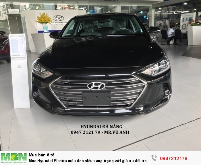 Mua Hyundai Elantra màu đen siêu sang trọng với giá ưu đãi trong tháng 11