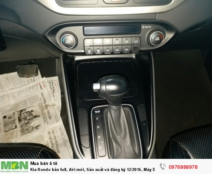 Kia Rondo bản full, đời mới, Sản xuất và đăng ký 12/2016, Máy Dầu , số tư động, màu Nâu