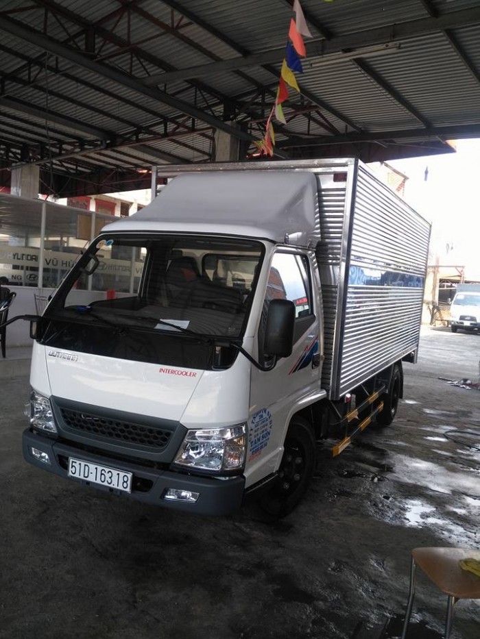 xe tải đô thành iz49 2.150 tấn thùng kín, có sẵn!!!