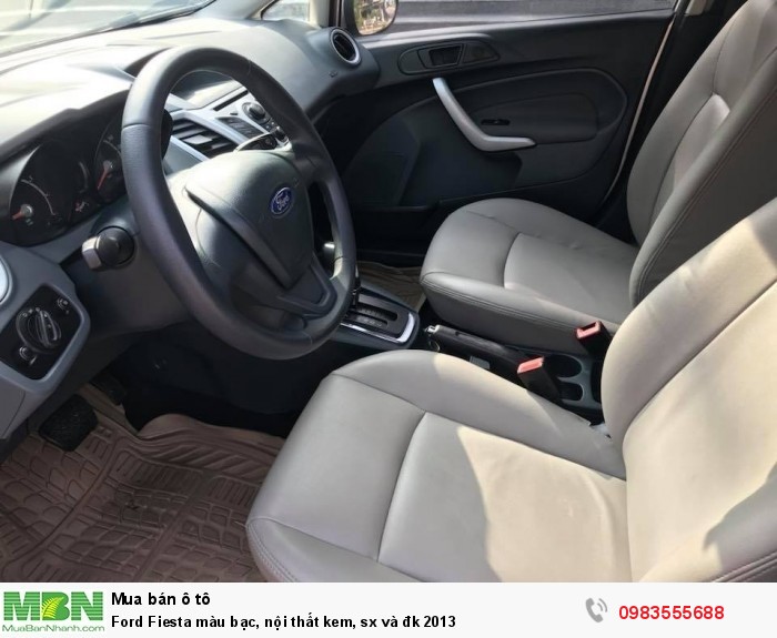 Ford Fiesta màu bạc, nội thất kem, sx và đk 2013