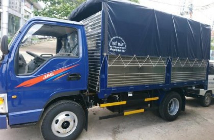 xe tải JAC 2T4 thùng bạt chất lượng- giá tốt