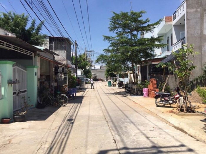 Bán đất thổ cư 100% mặt đường Lương Định Của quận 2 sổ riêng