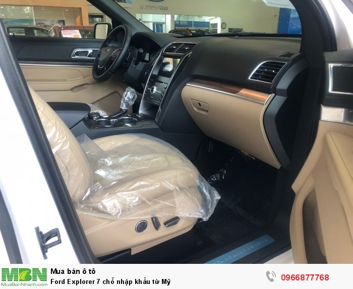 Ford Explorer 7 chỗ nhập khẩu từ Mỹ