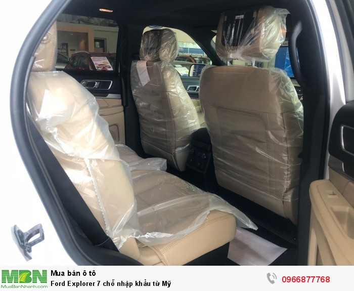 Ford Explorer 7 chỗ nhập khẩu từ Mỹ