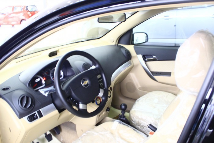 Tin sốc Chevrolet Aveo giảm mạnh, hổ trợ vay vốn cao, chuyên thủ tục mua xe.