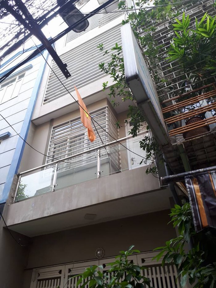 Nhà kd + gara ô tô Quan Nhân 60m2 giá