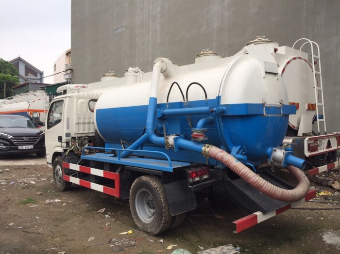 xe hút bể phốt 6 khôi