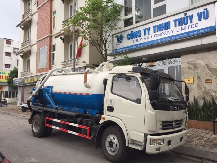 xe hút bể phốt 6 khôi