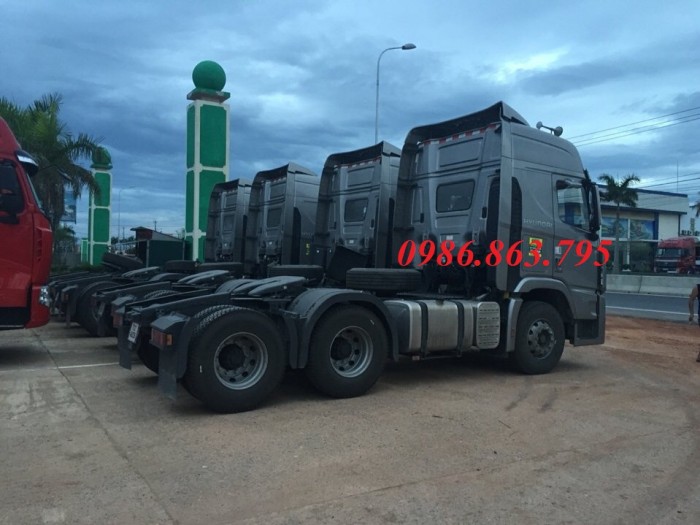 xe đầu kéo hyundai trago xcient 440 bản đủ