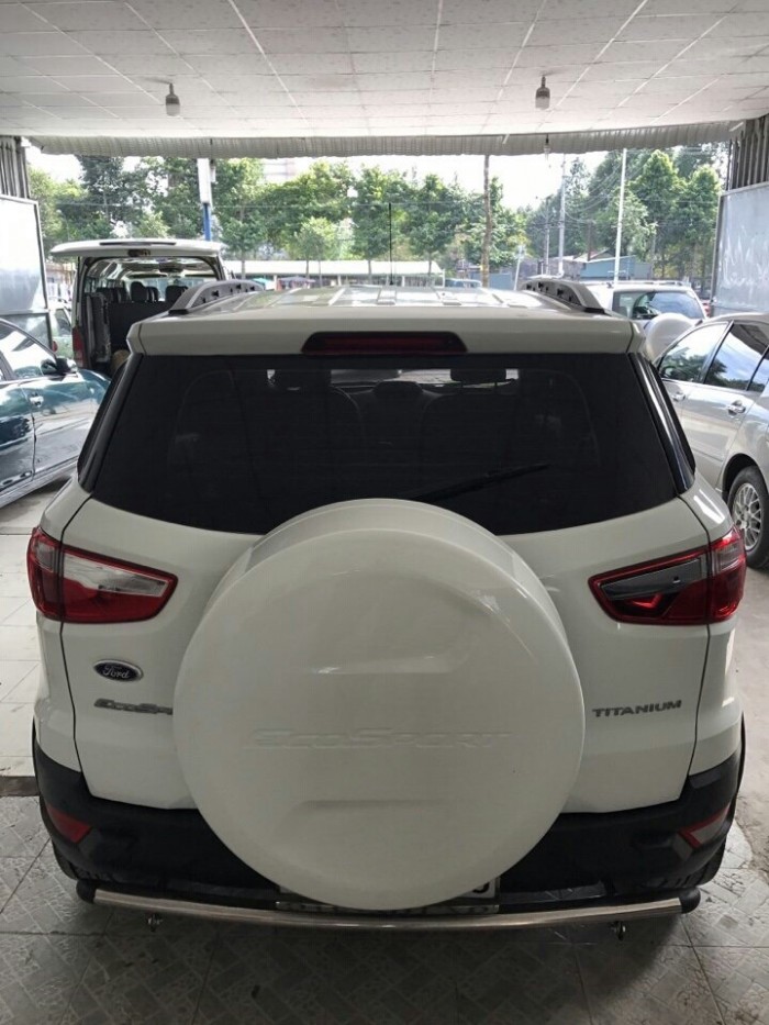 Bán Ford Ecosport sx 2015 màu trắng