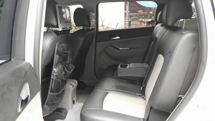 Cần bán xe 7 chỗ cũ Chevrolet Orlando 2015 tự động Màu trắng