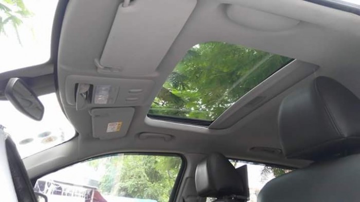 Cần bán xe 7 chỗ cũ Chevrolet Orlando 2015 tự động Màu trắng
