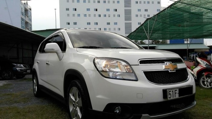 Cần bán xe 7 chỗ cũ Chevrolet Orlando 2015 tự động Màu trắng