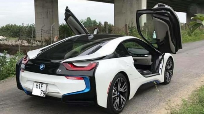 Định cư Mỹ bán Siêu xe BMW I8 model 2015 AT màu pha lê trắng nhập khẩu Mỹ