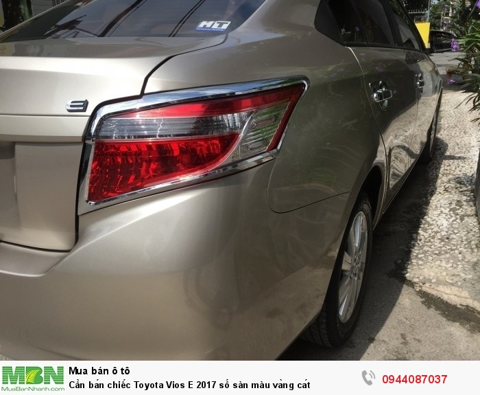 Cần bán chiếc Toyota Vios E 2017 số sàn màu vàng cát