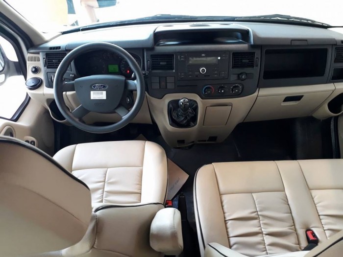 Bán ô tô Ford Transit Mid Limited 2017, kèm nhiều quà tặng hấp dẫn