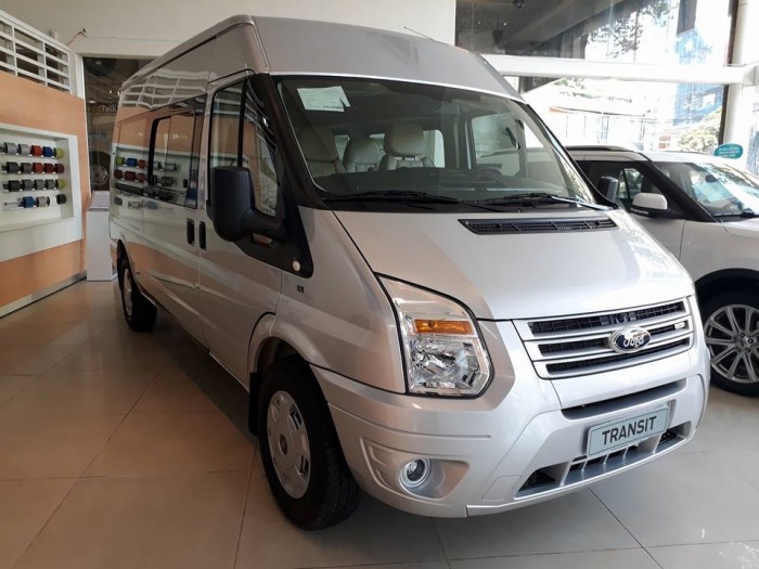 Bán ô tô Ford Transit Mid Limited 2017, kèm nhiều quà tặng hấp dẫn khác