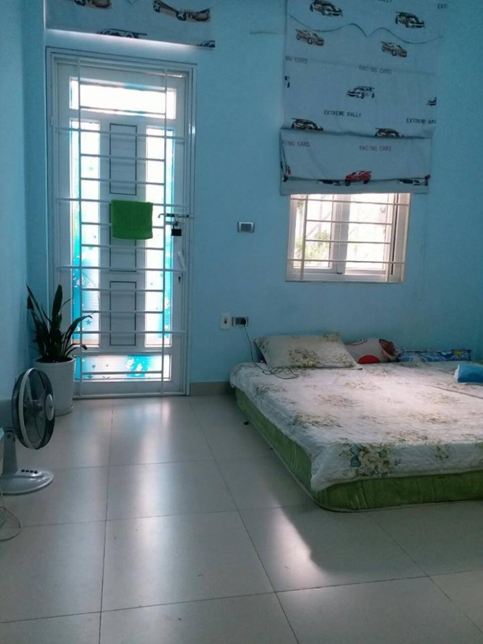 Bán nhà phố Hoàng Ngân, 41m2, 4 tầng, ở luôn