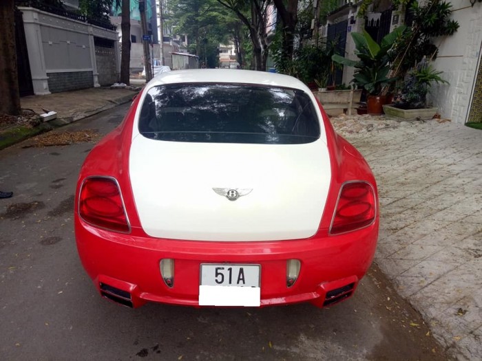 Siêu xe Bentley Continental GT Sport V12 tự động màu trắng đỏ nhập khẩu