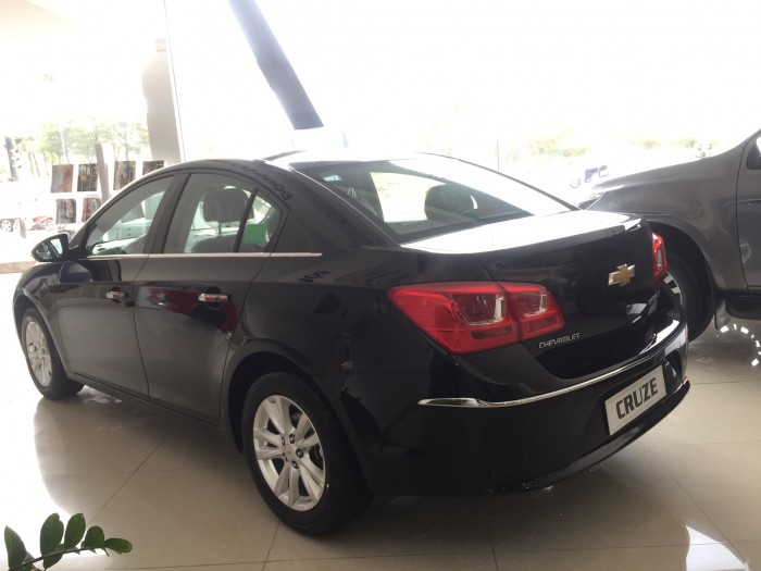 Chevrolet Cruze Đen Lt 2017