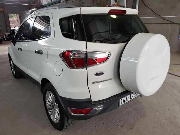 Bán Ford Ecosport số tự động bản Titanium