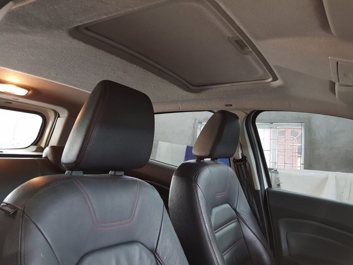 Bán Ford Ecosport số tự động bản Titanium