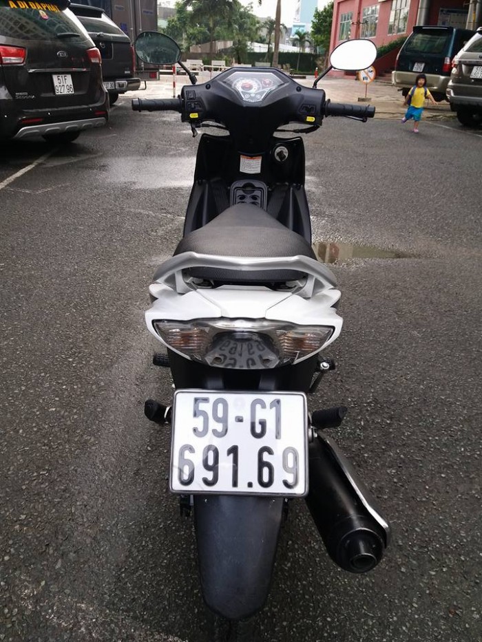 Suzuki Axelo 125RR Phiên Bản GP 2014 Côn Tay 2 Thắng Đĩa Tuyệt Đẹp