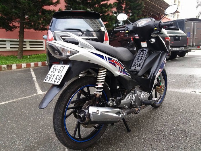 Suzuki Axelo 125RR Phiên Bản GP 2014 Côn Tay 2 Thắng Đĩa Tuyệt Đẹp