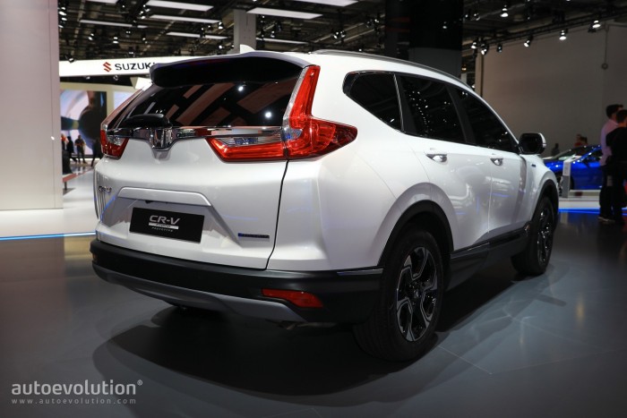 HONDA CRV 2018 với nhiều ưu đãi tốt khi đặt cọc xe trong tháng 11 tại Quảng Bình