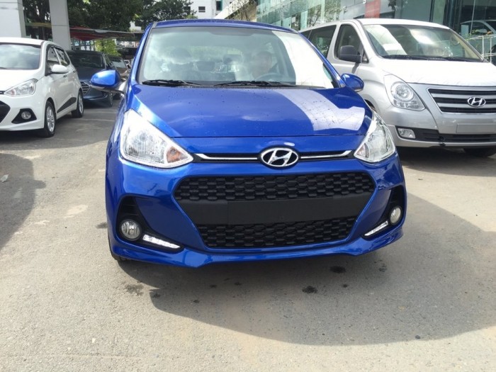 Ưu đãi cực khủng, sở hữu ngay HYUNDAI GRAND I10 1.2AT 5 CỬA màu xanh chỉ với 66tr,giá rẻ bất ngờ.