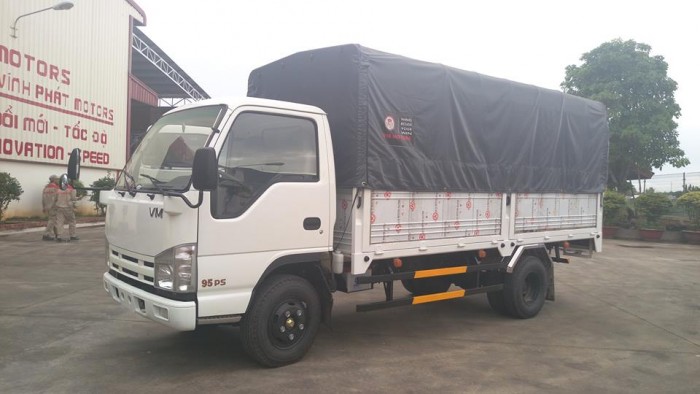 Xe tải Isuzu Vĩnh Phát QHR650 Thùng mui bạt
