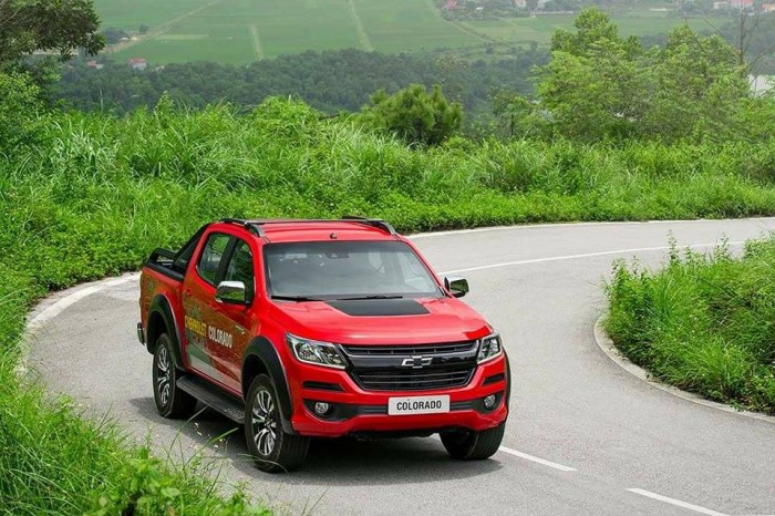 Chevrolet Colorado 2017 - Giá Tốt