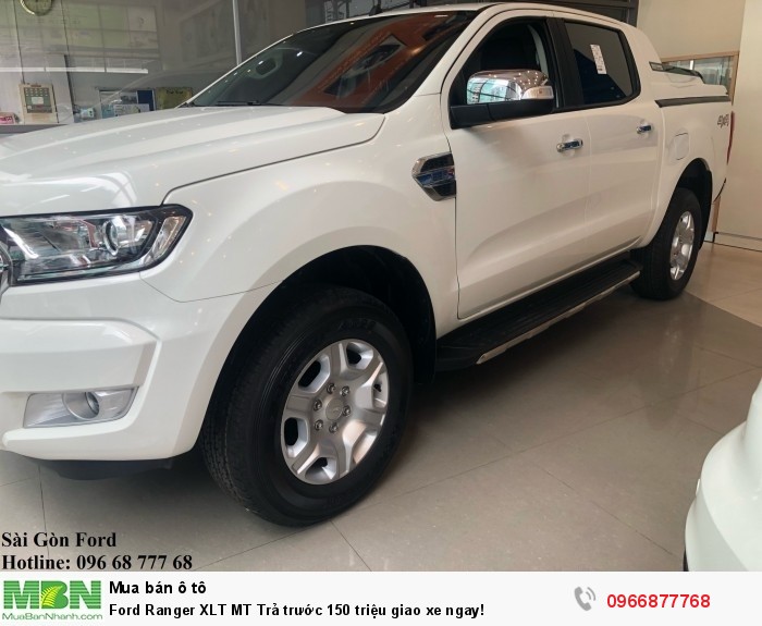 Ford Ranger XLS MT Trả trước 150 triệu giao xe ngay!