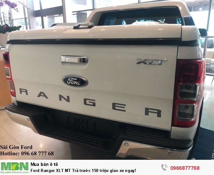 Ford Ranger XLS MT Trả trước 150 triệu giao xe ngay!