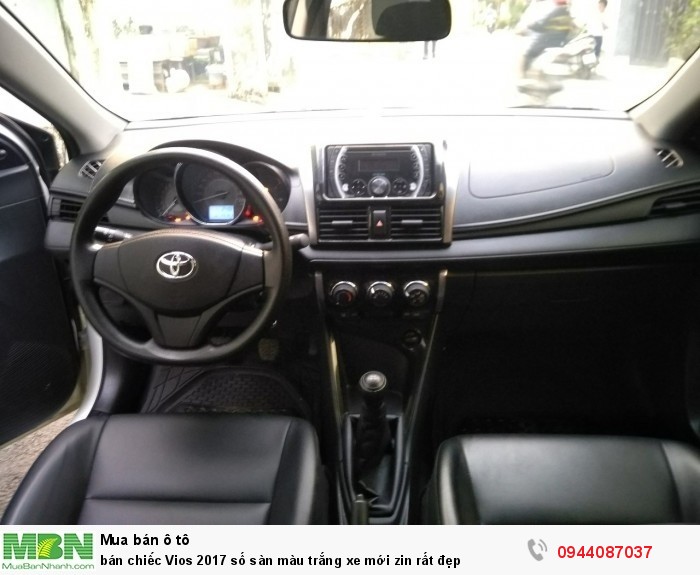 bán chiếc Vios 2017 số sàn màu trắng xe mới zin rất đẹp
