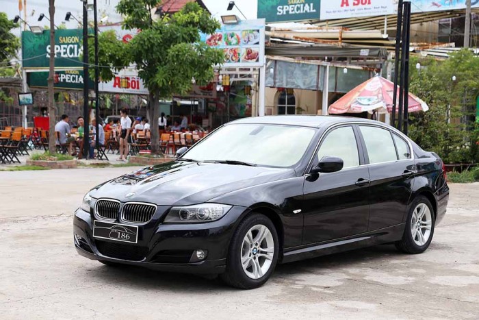 BMW 320i model 2010